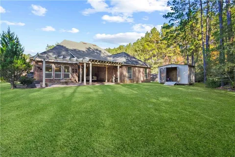 $526,000 | 201 Acadia Park Drive, Covington, LA 70435