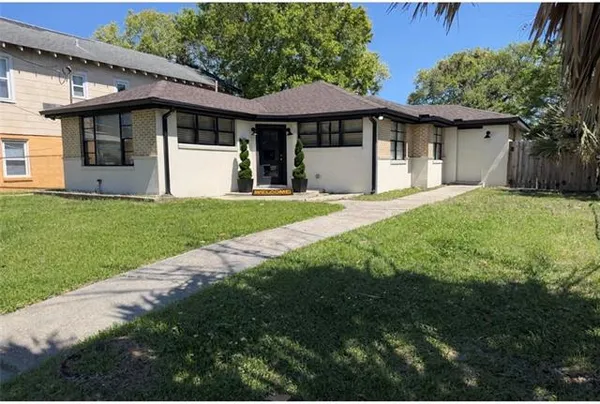 $2,000 | 3427 Paris Avenue, New Orleans, LA 70122