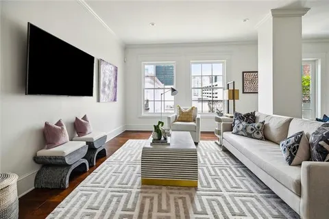 $799,900 | 700 Magazine Street, Unit 515, New Orleans, LA 70130