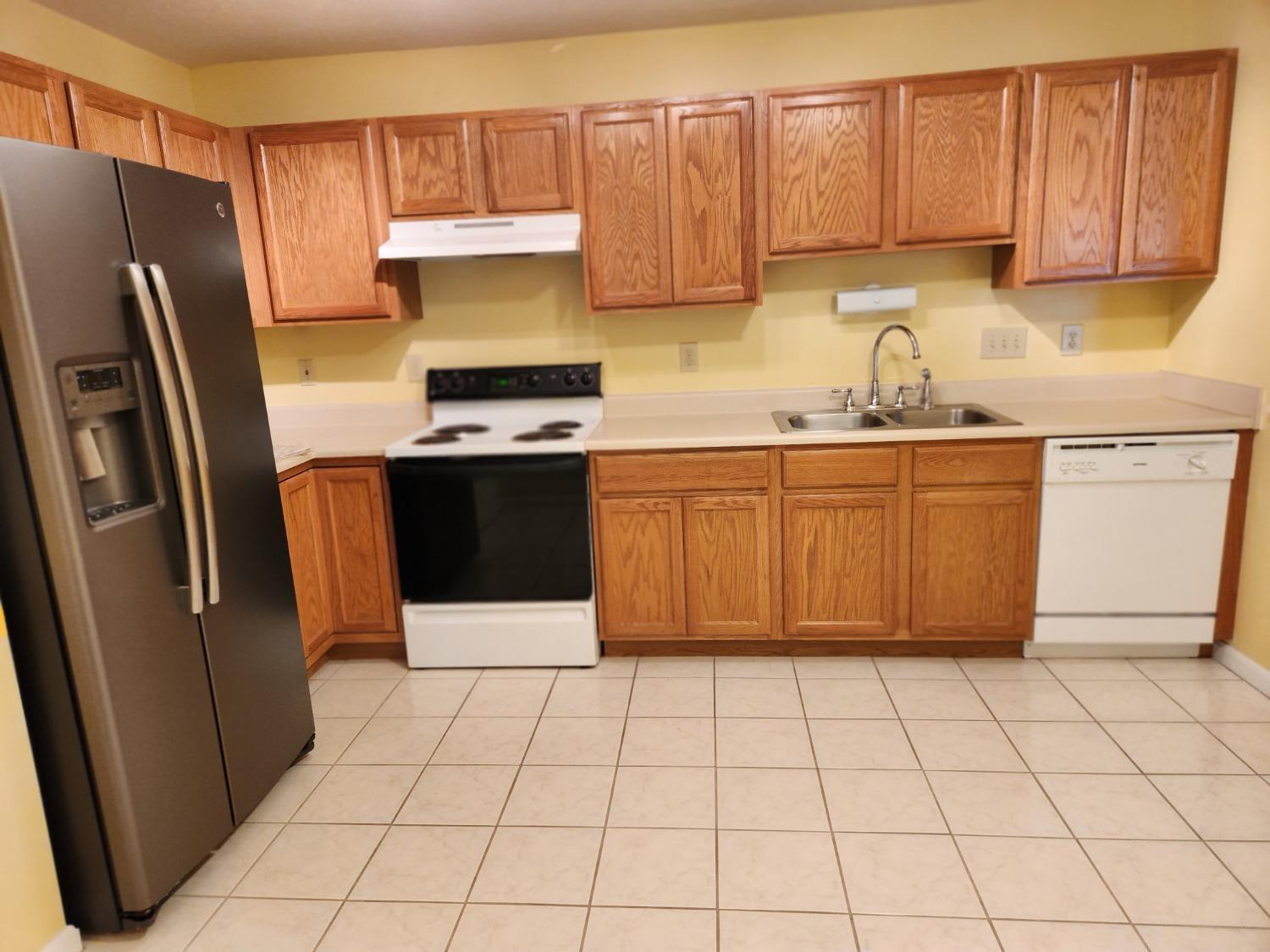 835 Neeb Road, Unit 3 Cincinnati, OH 45233 - Photo 5 of 35 Gallery Image 5