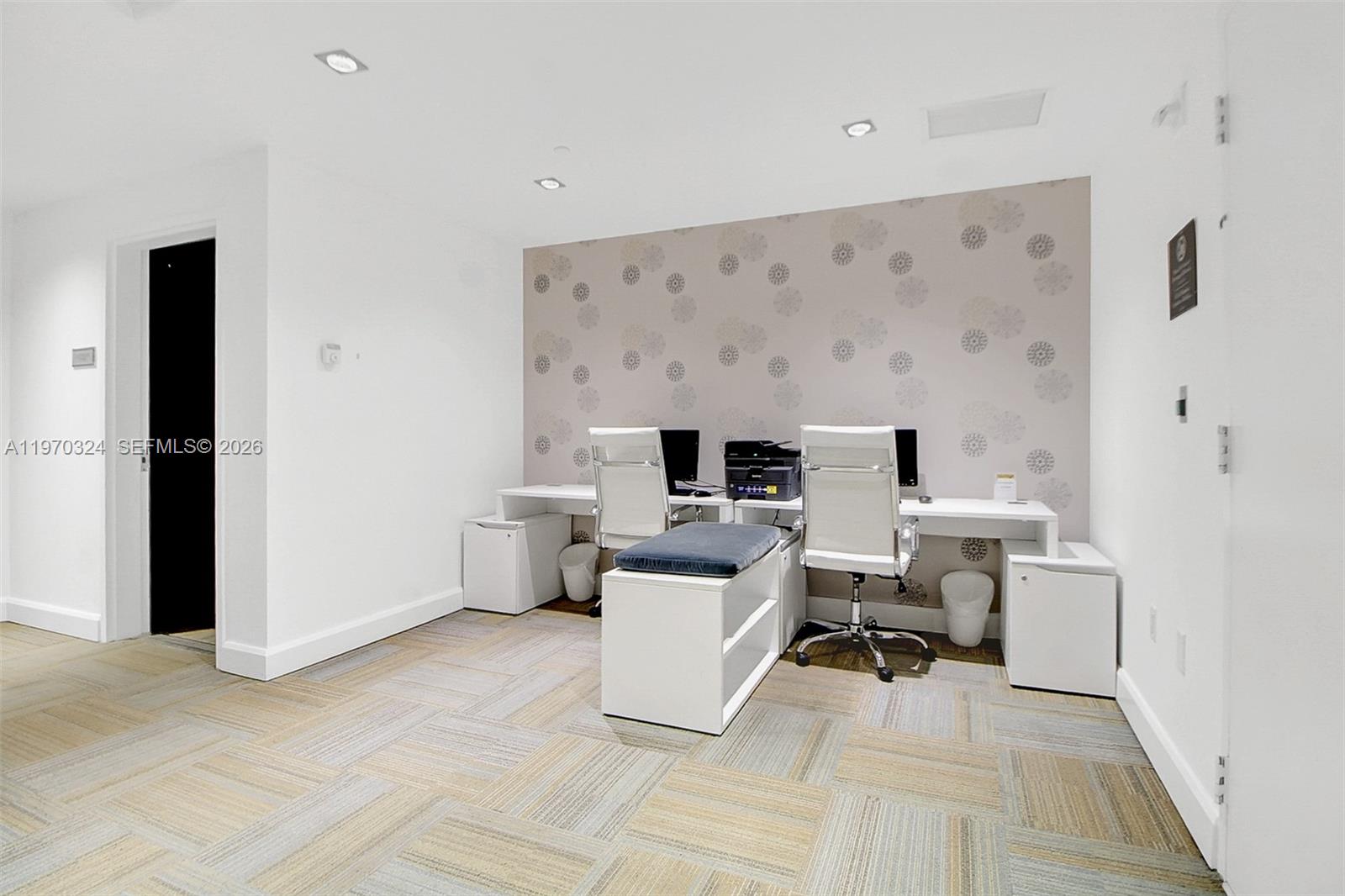 951 Brickell Avenue, Unit 505 Miami, FL 33131 - Photo 31 of 34