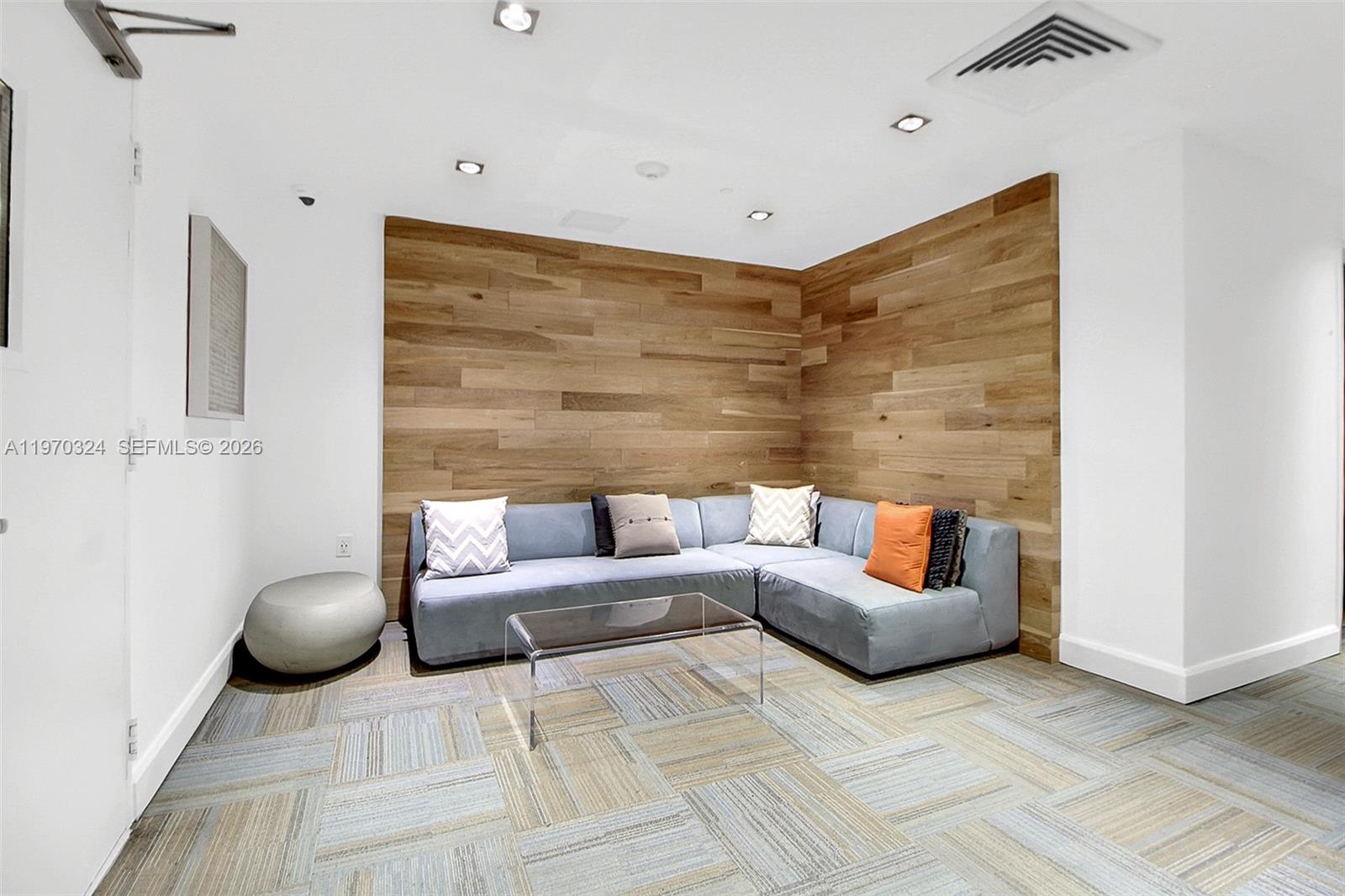 951 Brickell Avenue, Unit 505 Miami, FL 33131 - Photo 32 of 34