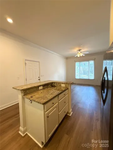 $1,425 | 719 Garden District Drive, Charlotte, NC 28202