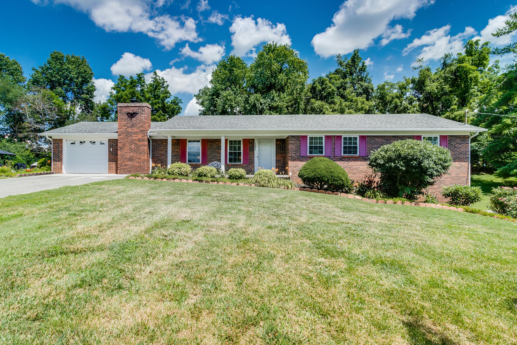 191 Shady Woods Road Morristown, TN 37814 - Photo 1 of 47 001 (6)