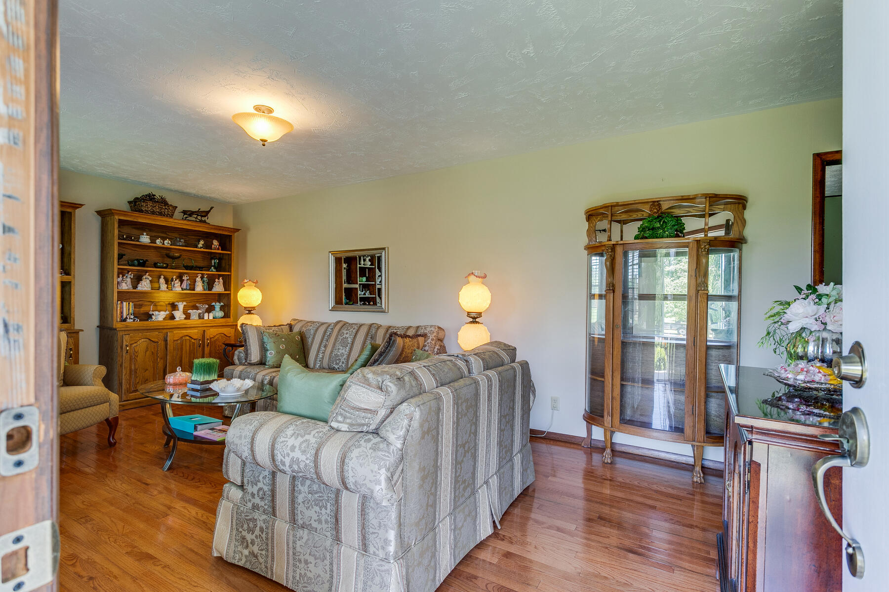 191 Shady Woods Road Morristown, TN 37814 - Photo 5 of 47 005 (5)