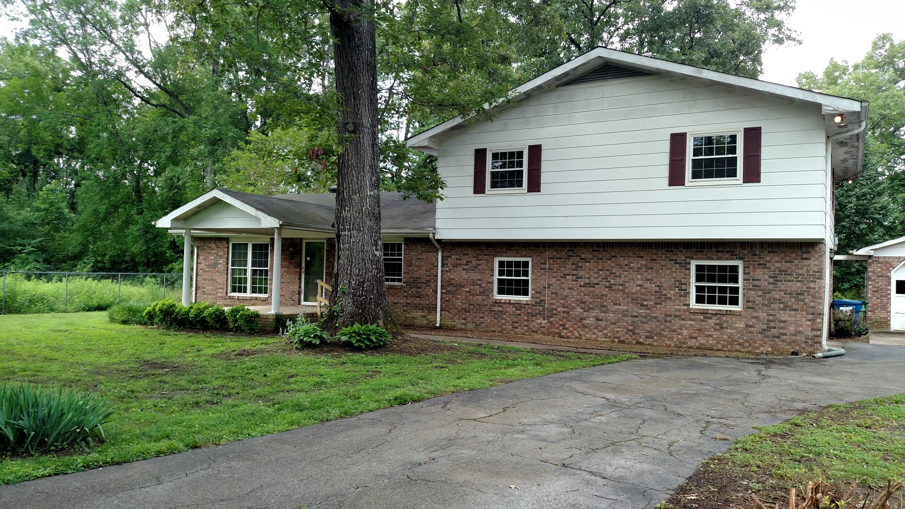 924 Horne Road Hixson, TN 37343 - Photo 1 of 19 FRONT VIEW (1)