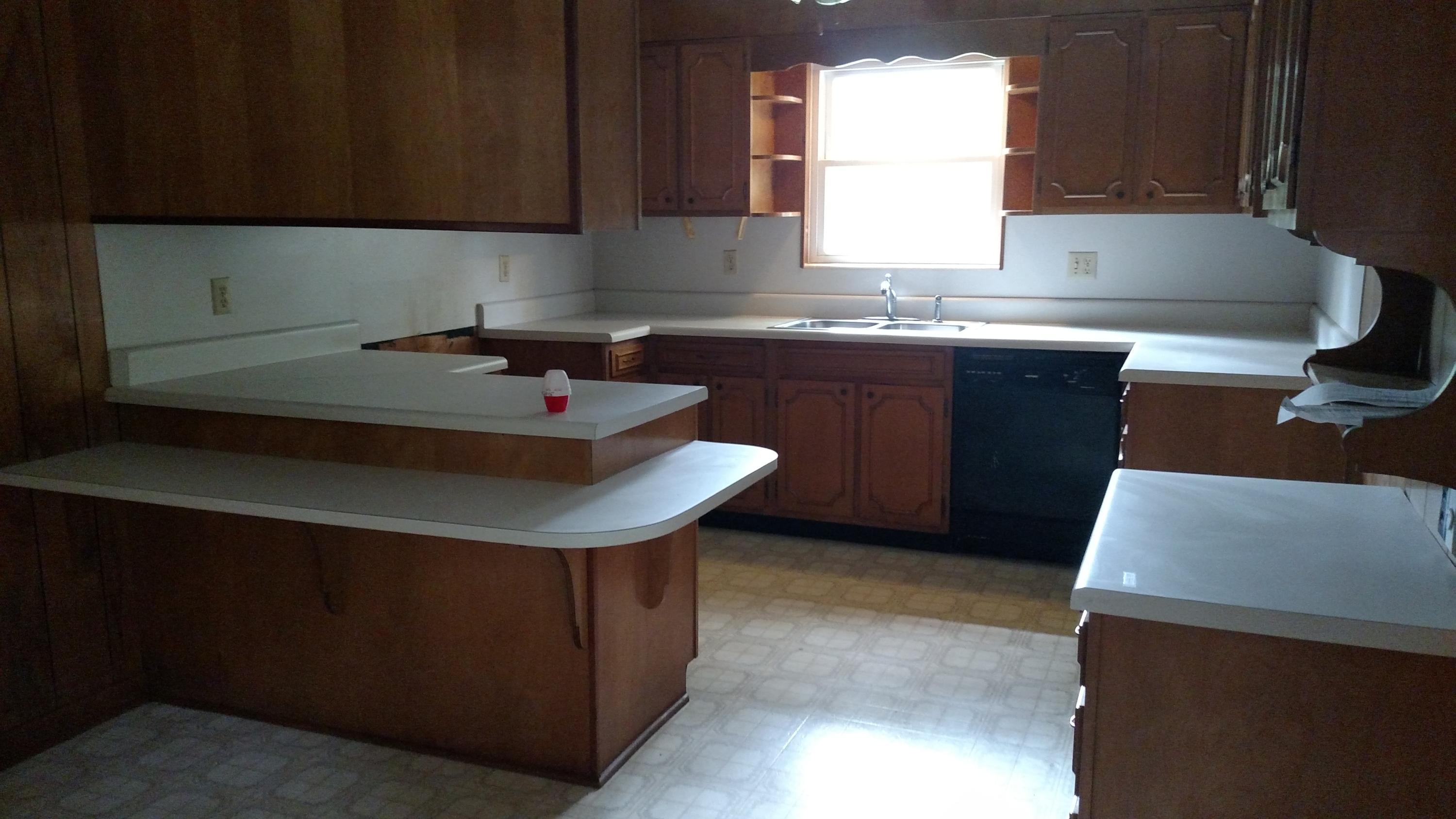 924 Horne Road Hixson, TN 37343 - Photo 4 of 19 KITCHEN