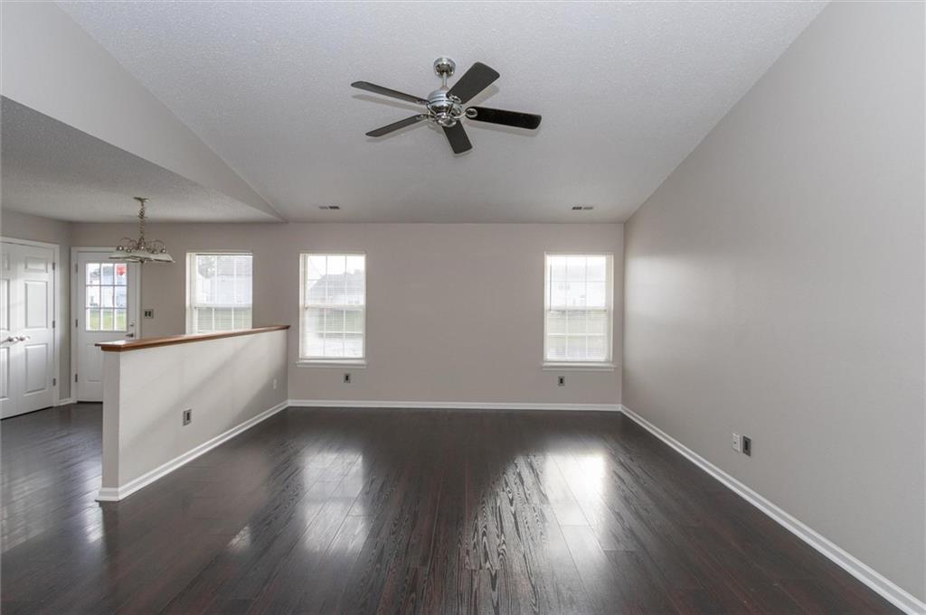 5323 Melbourne Road Indianapolis, IN 46228 - Photo 9 of 21 Gallery Image 9