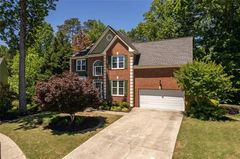 $645,000 | 320 Hillside Manor Drive Northeast, Sugar Hill, GA 30518