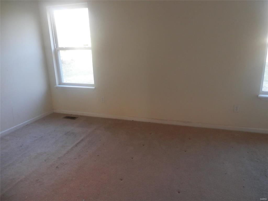 2826 Old Hanley Road St. Louis, MO 63114 - Photo 12 of 16 Gallery Image 12