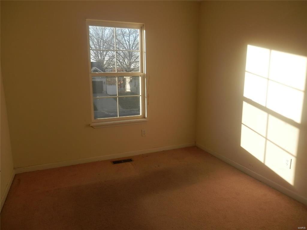2826 Old Hanley Road St. Louis, MO 63114 - Photo 9 of 16 Gallery Image 9