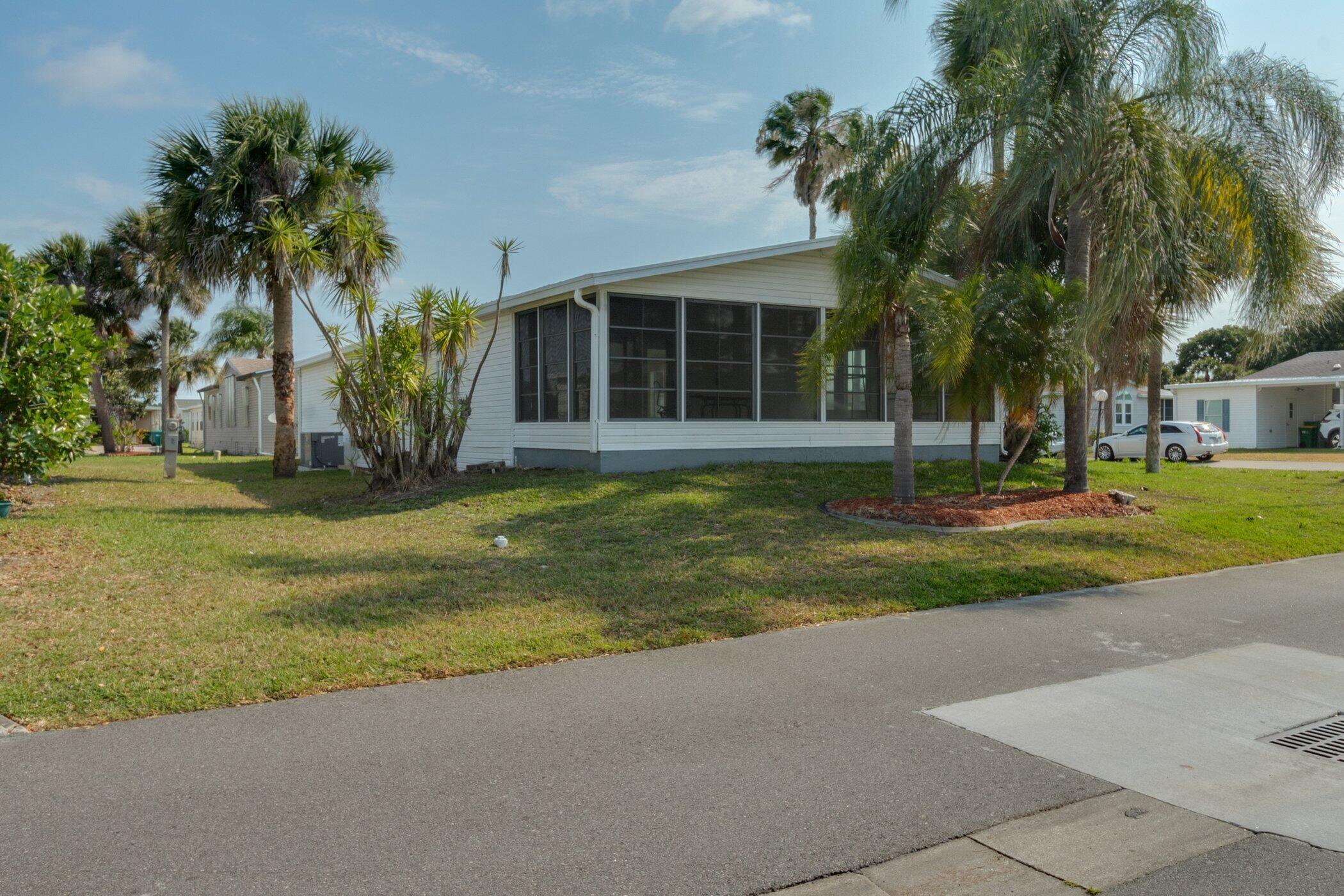 250 Timber Run Way, Unit 247 Cocoa, FL 32926 - Photo 6 of 62 250-Timber-Run-105.jpg-SMALL