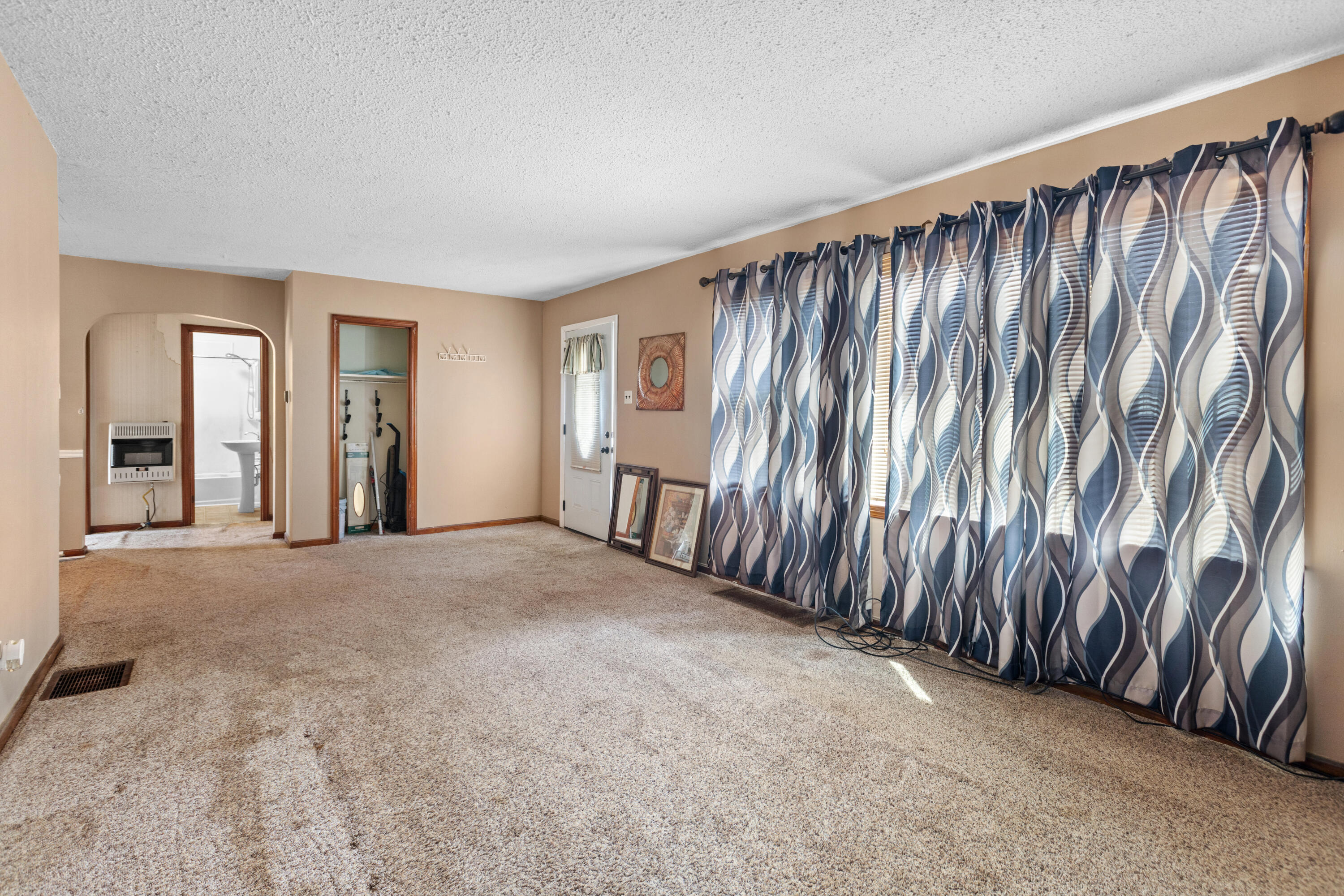 110 Cherry Rd Court Berea, KY 40403 - Photo 4 of 20 2S7A8987