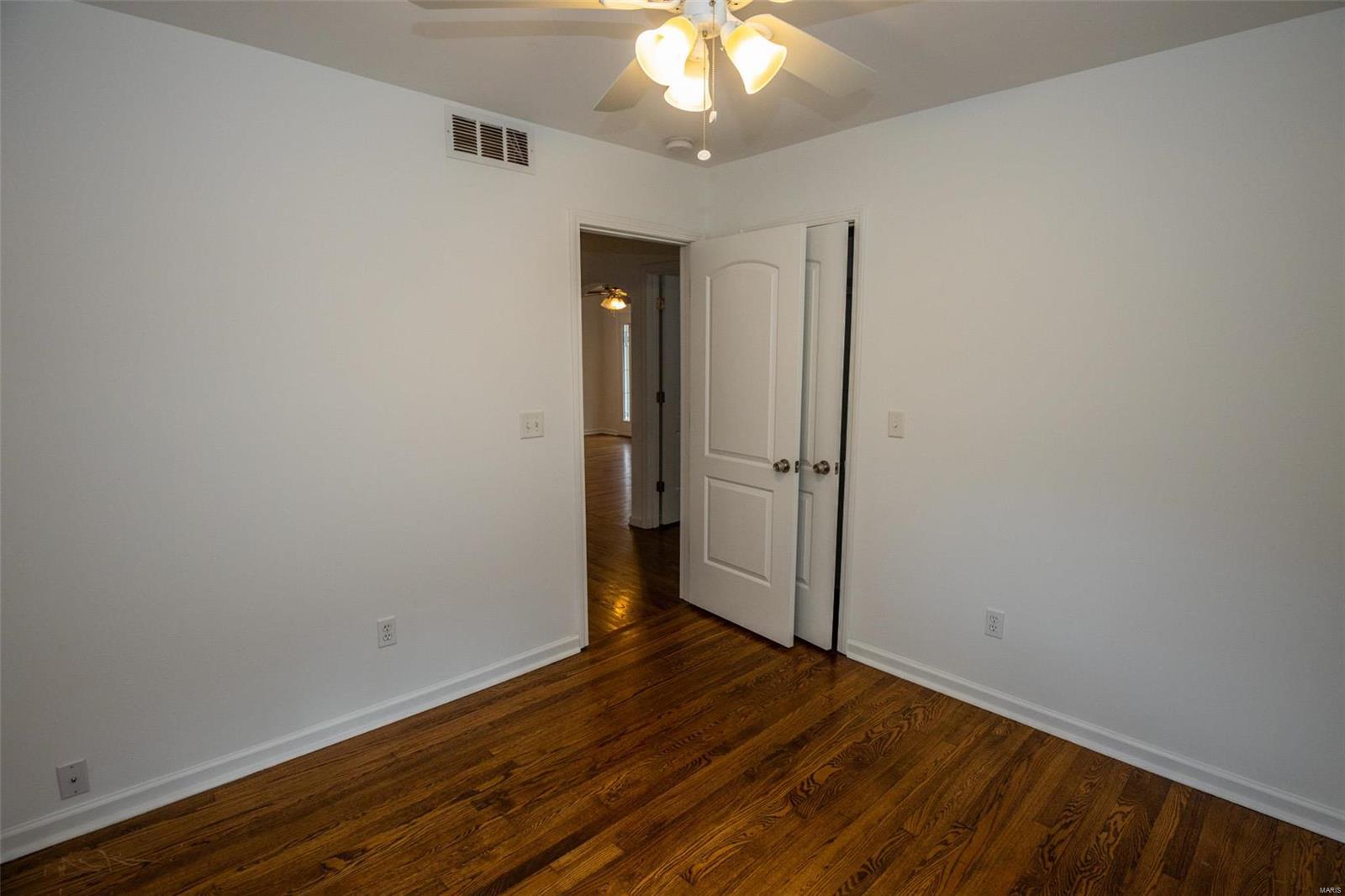 2795 Clager Road St. Louis, MO 63125 - Photo 11 of 16 Gallery Image 11