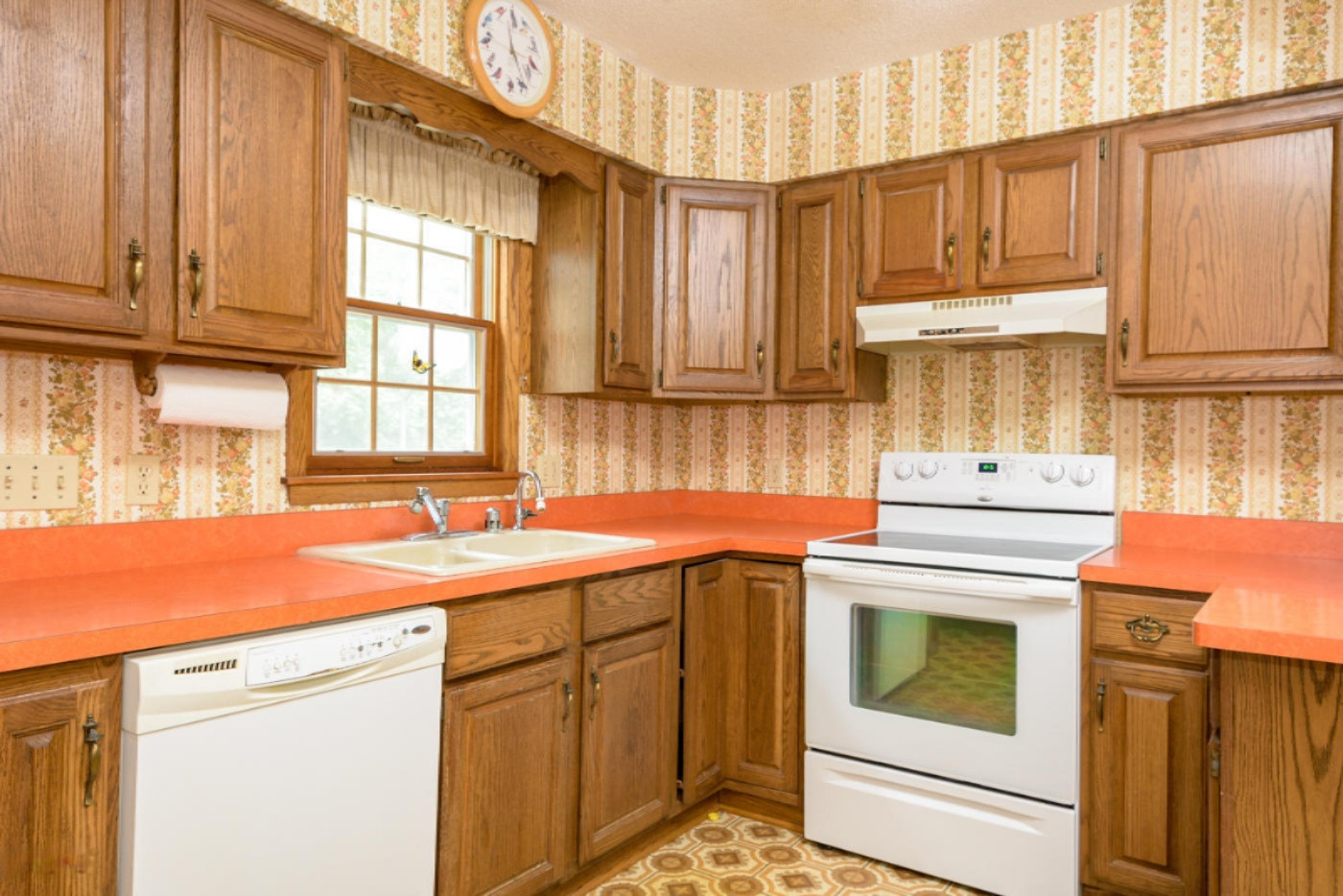 2211 Meachem Road Battle Creek, MI 49017 - Photo 11 of 30 Meachem_Rd_2211_BattleCreek_49017-9