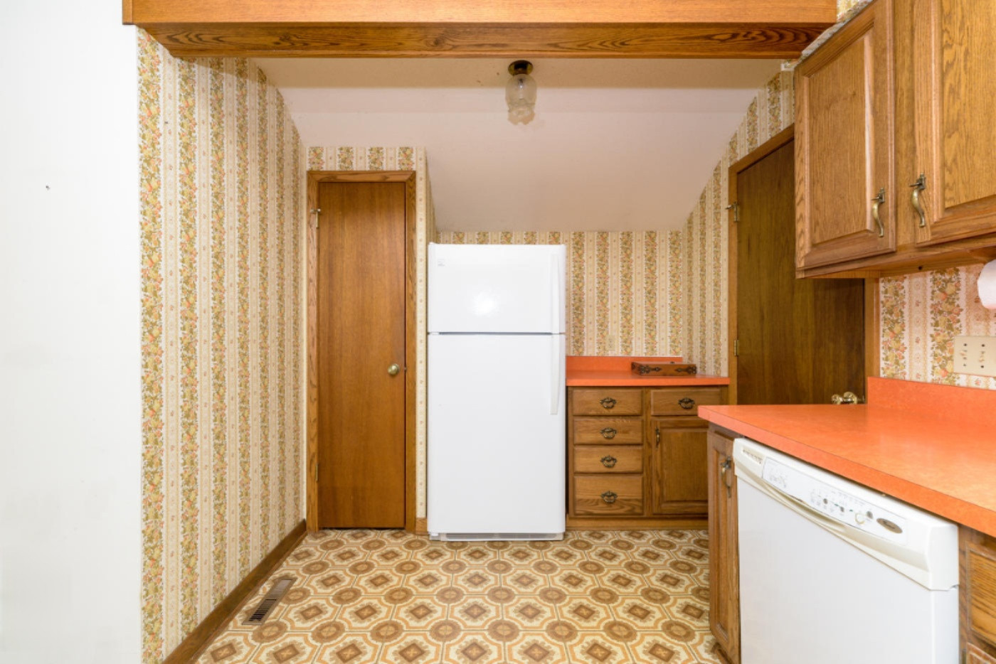 2211 Meachem Road Battle Creek, MI 49017 - Photo 13 of 30 Meachem_Rd_2211_BattleCreek_49017-11