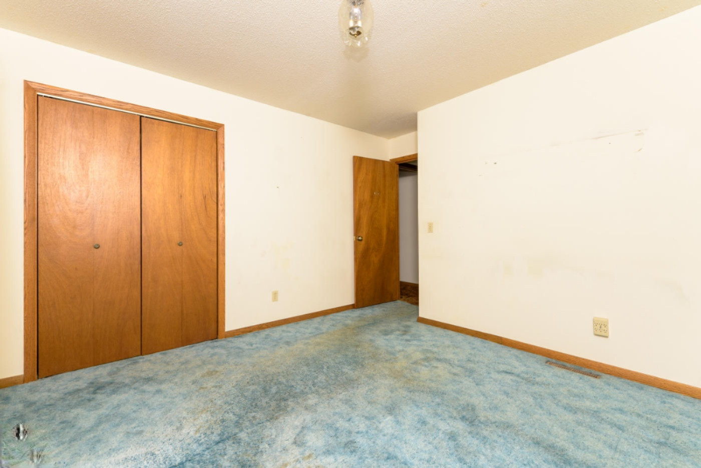 2211 Meachem Road Battle Creek, MI 49017 - Photo 16 of 30 Meachem_Rd_2211_BattleCreek_49017-14