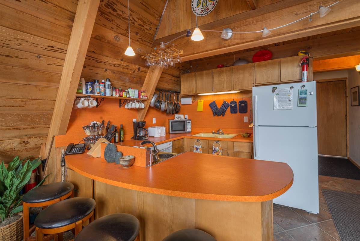 2112 Serene Road Soda Springs, CA 95728 - Photo 9 of 21 Gallery Image 9