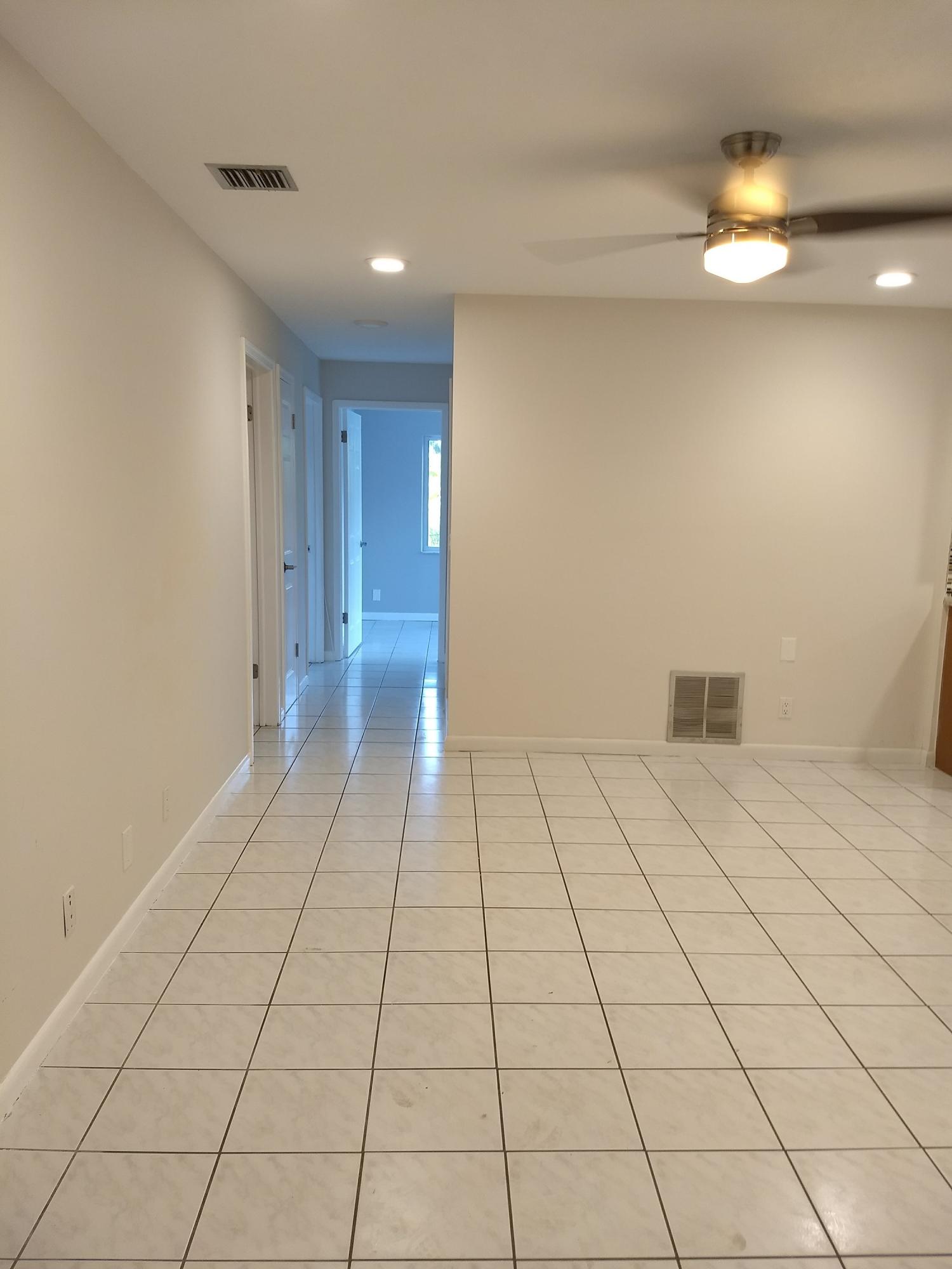 1031 Southwest 11th Street Boca Raton, FL 33486 - Photo 25 of 28 Familyroom