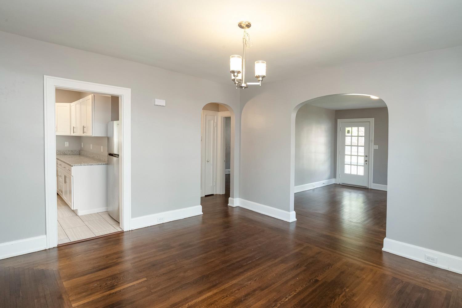 1763 Dale Road Cincinnati, OH 45237 - Photo 11 of 30