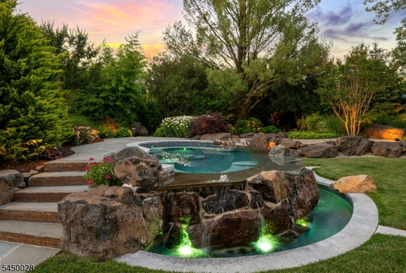 349 Crestmont Road Cedar Grove, NJ 07009 - Photo 48 of 50 Gallery Image 48