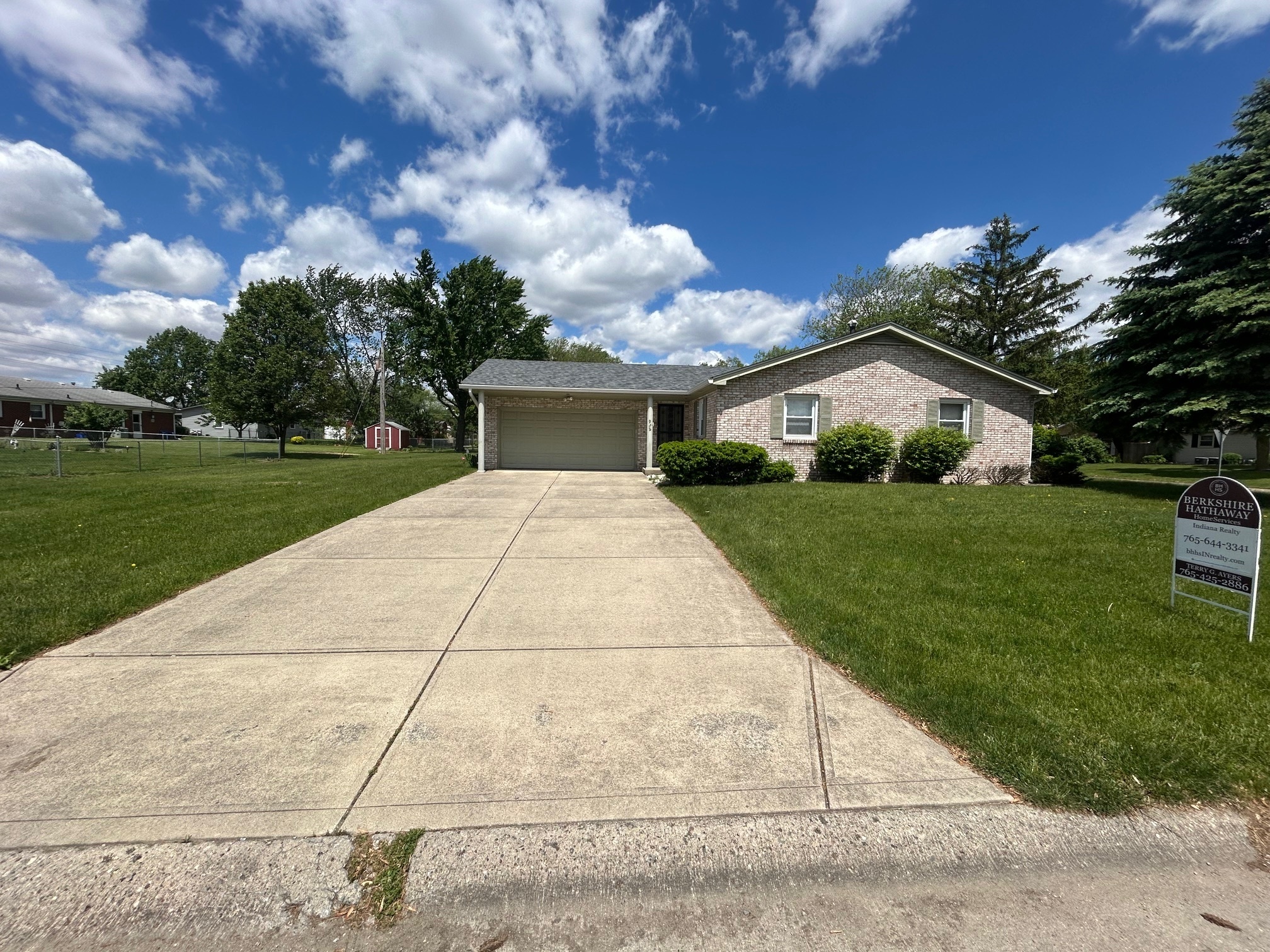 936 Delmar Road Anderson, IN 46013 - Photo 1 of 40 Gallery Image 1