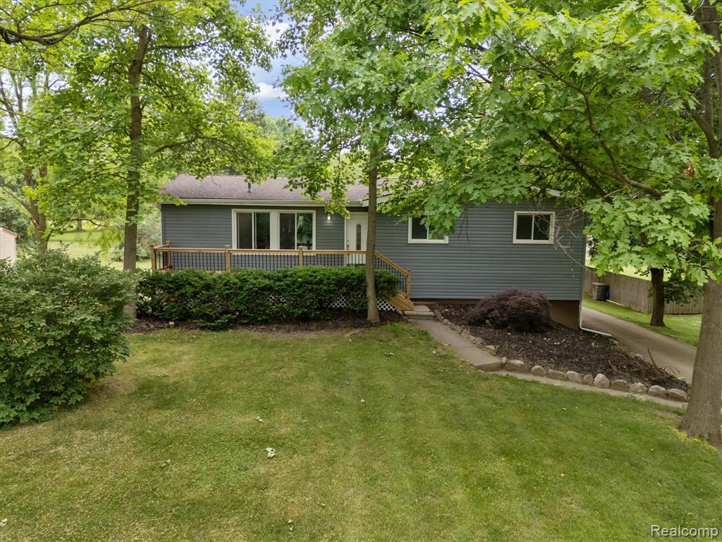 2844 East Rose Center Road Highland, MI 48356 - Photo 39 of 46 Gallery Image 39