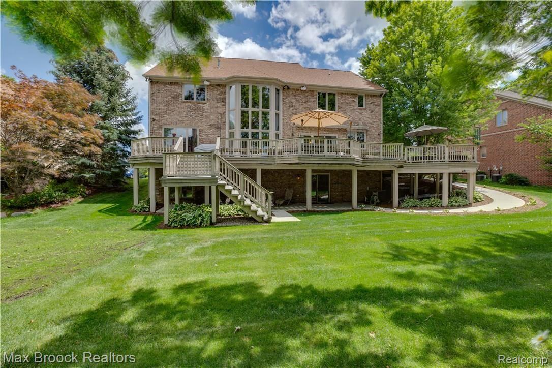 797 Crestwood Lane Rochester, MI 48309 - Photo 59 of 63 M10A2196_797 Crestwood Ln_.jpg