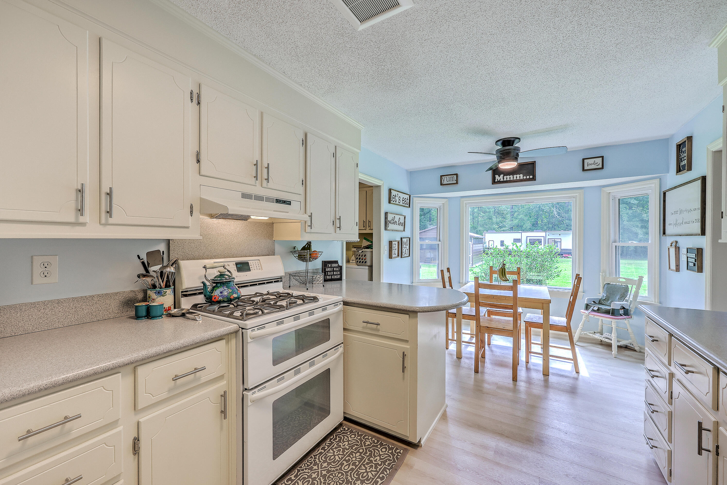 6018 Rehoboth Road Cottageville, SC 29435 - Photo 11 of 44 Eat-in Kitchen