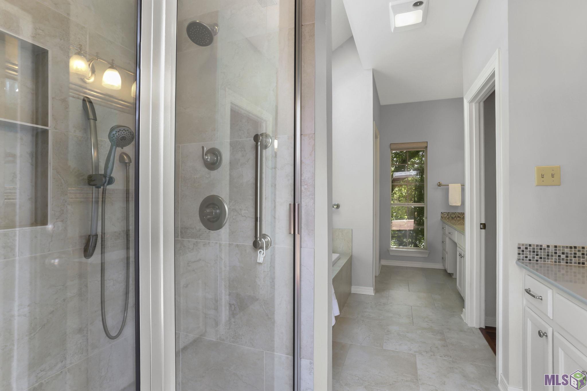 5927 South Shore Drive Baton Rouge, LA 70817 - Photo 15 of 25 Gallery Image 15