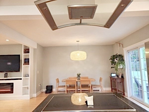 35 Parham Road Tyngsboro, MA 01879 - Photo 11 of 42 a room with gym equipment
