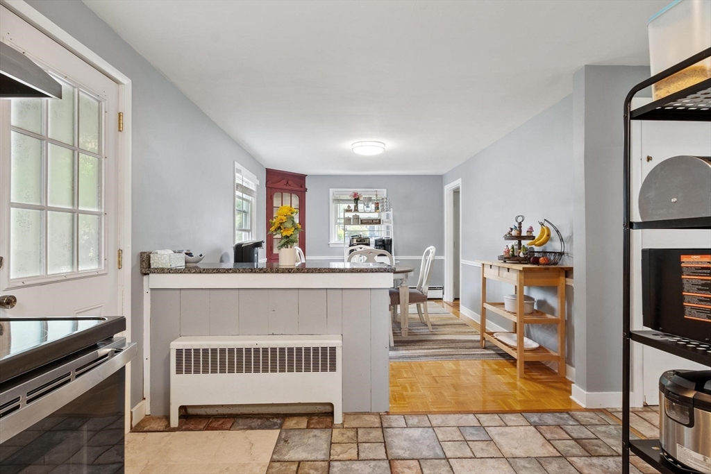 4 Cranston Street Worcester, MA 01606 - Photo 15 of 37