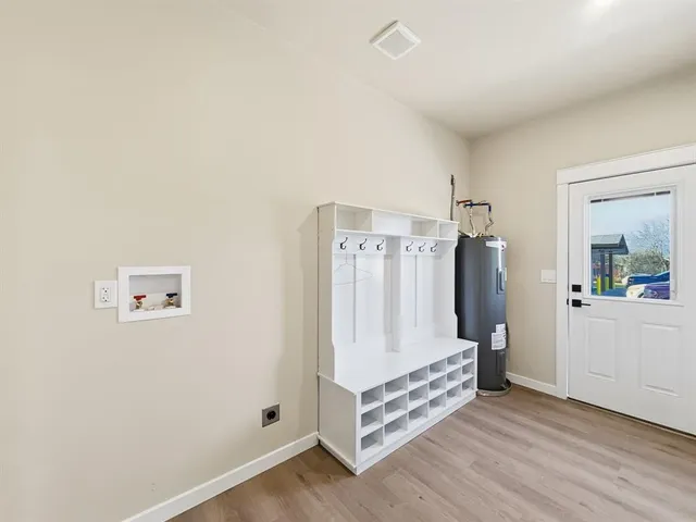 $298,900 | 310 South Eastland, Iredell, TX 76649