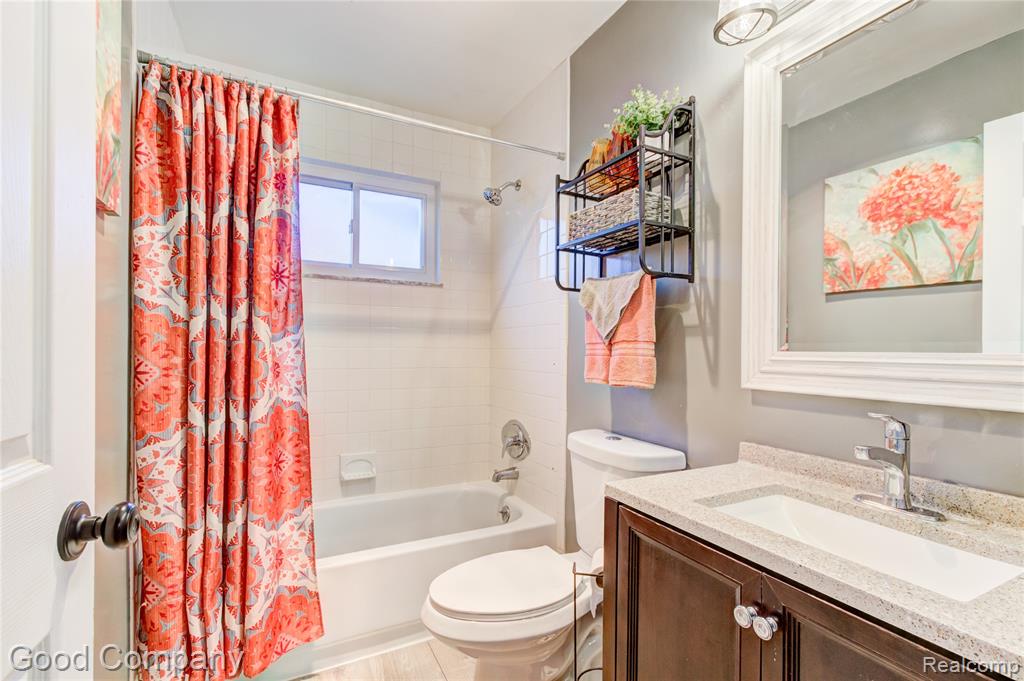697 Hamlet Road Auburn Hills, MI 48326 - Photo 29 of 50 Gallery Image 29