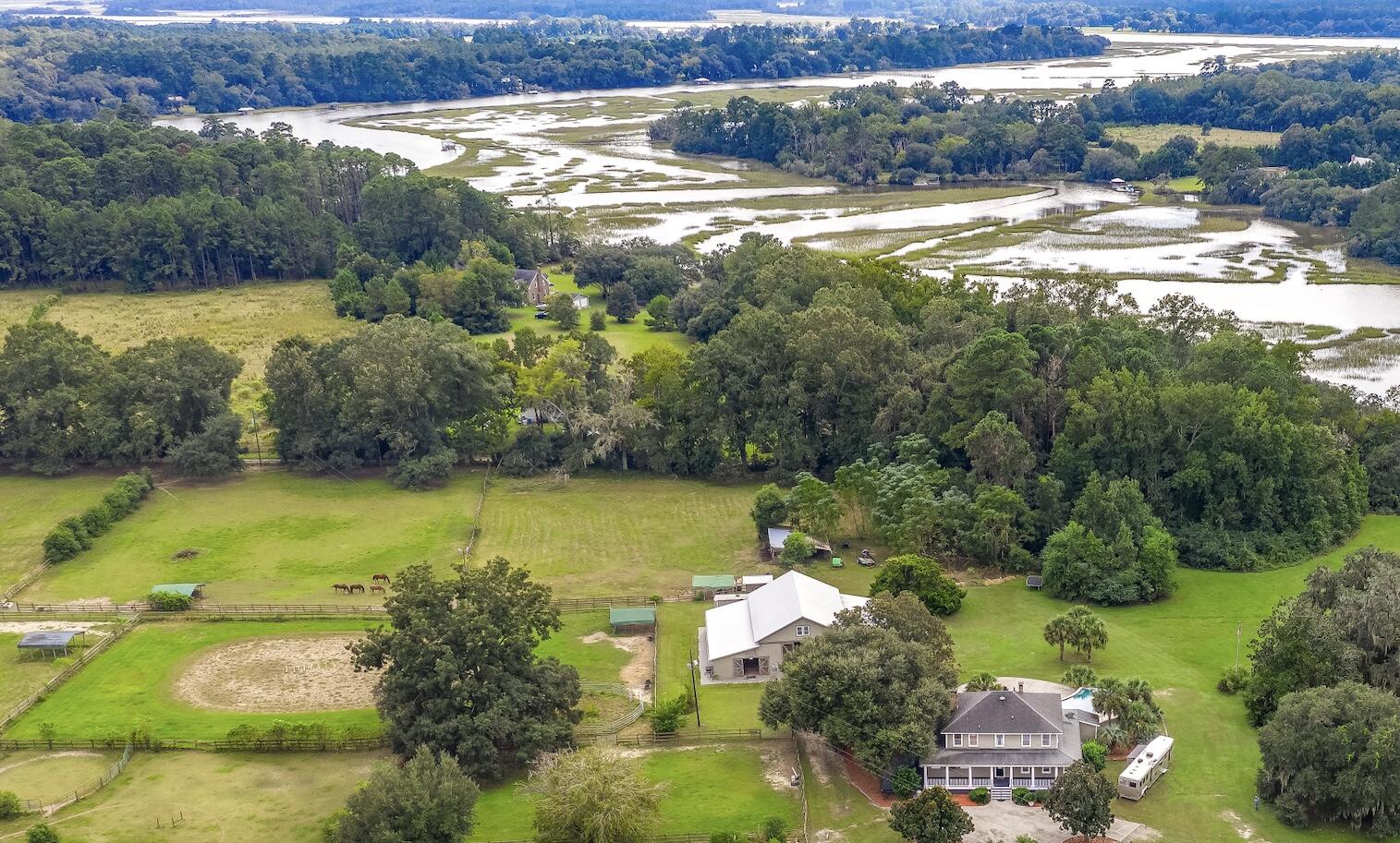 4635 Summit Plantation Road Hollywood, SC 29449 - Photo 5 of 50 3D24AF63-E5C4-4BDE-B3F4-E150AFD0F84F