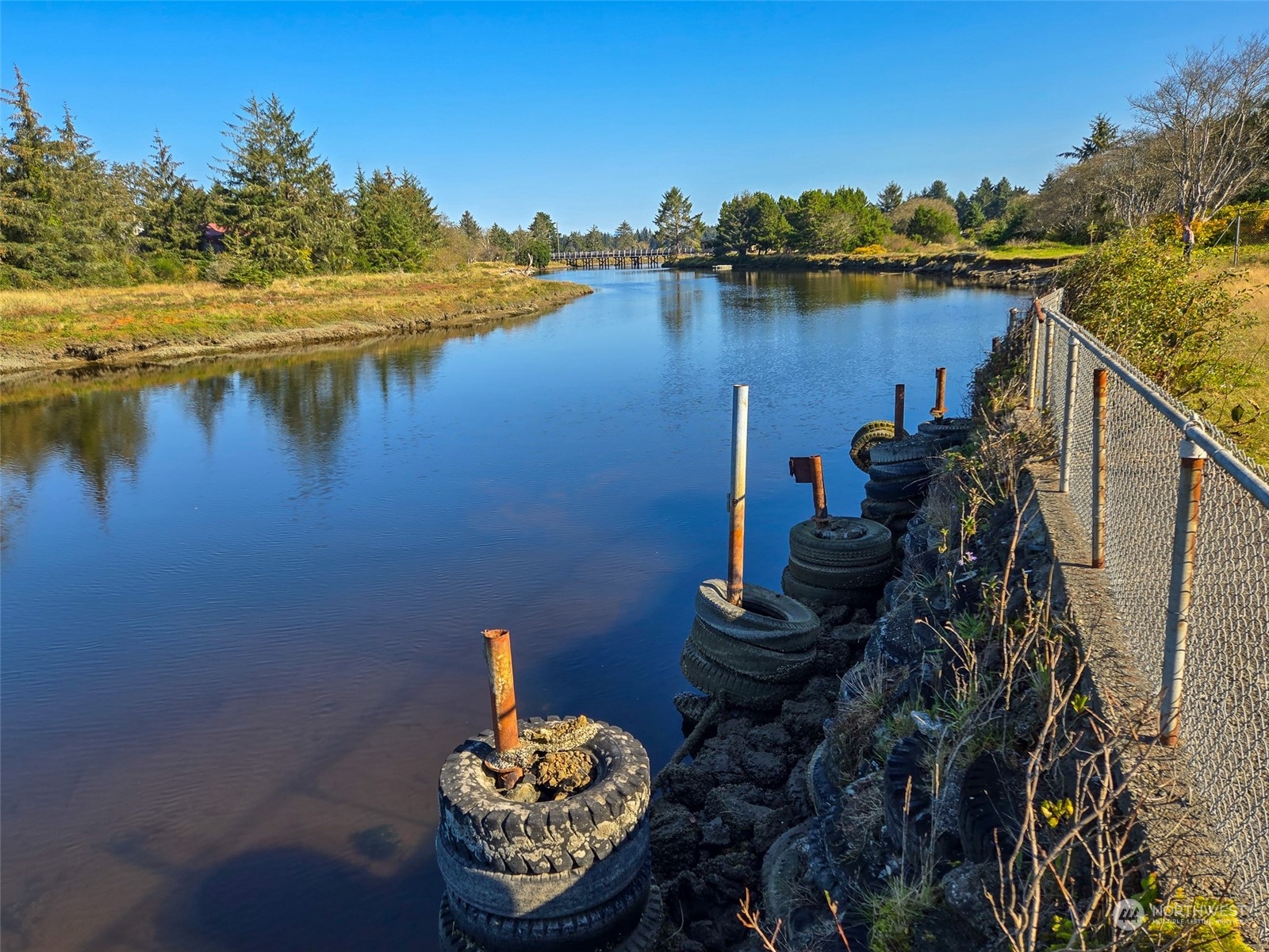 3137 Highway 109 Copalis Beach, WA 98535 - Photo 2 of 17 a view of a lake from a balcony