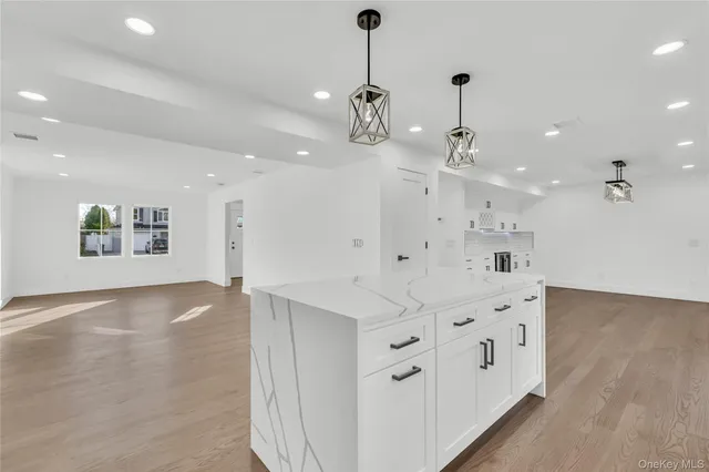 $1,128,888 | 24 Rim Lane, Hicksville, NY 11801