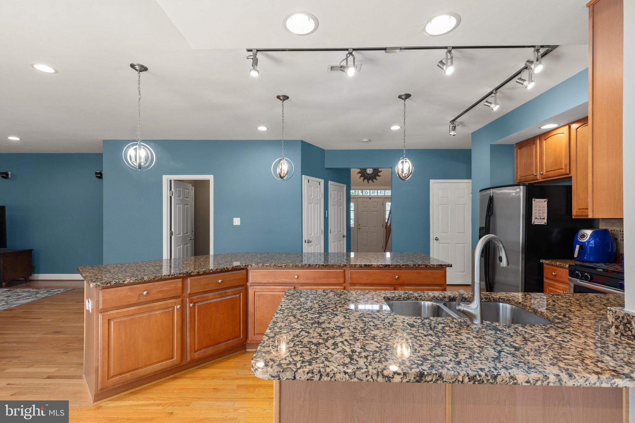 3903 Four Locks Circle Point of Rocks, MD 21777 - Photo 11 of 44