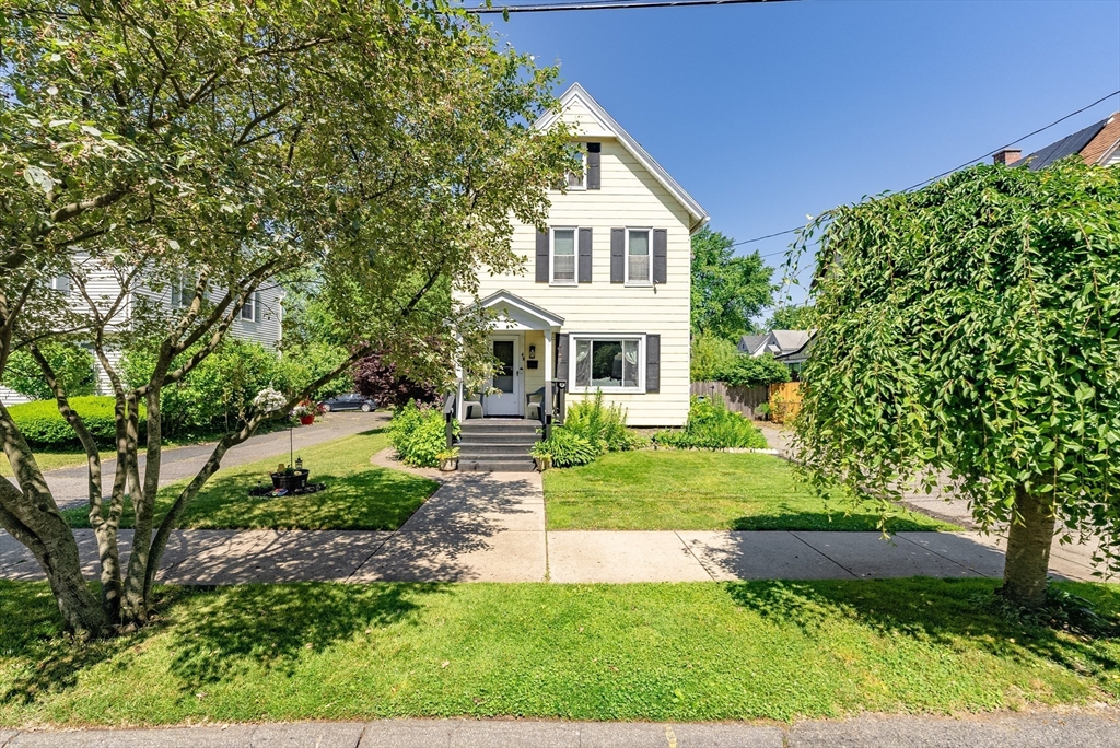 42 George Street West Springfield, MA 01089 - Photo 2 of 30 Gallery Image 2