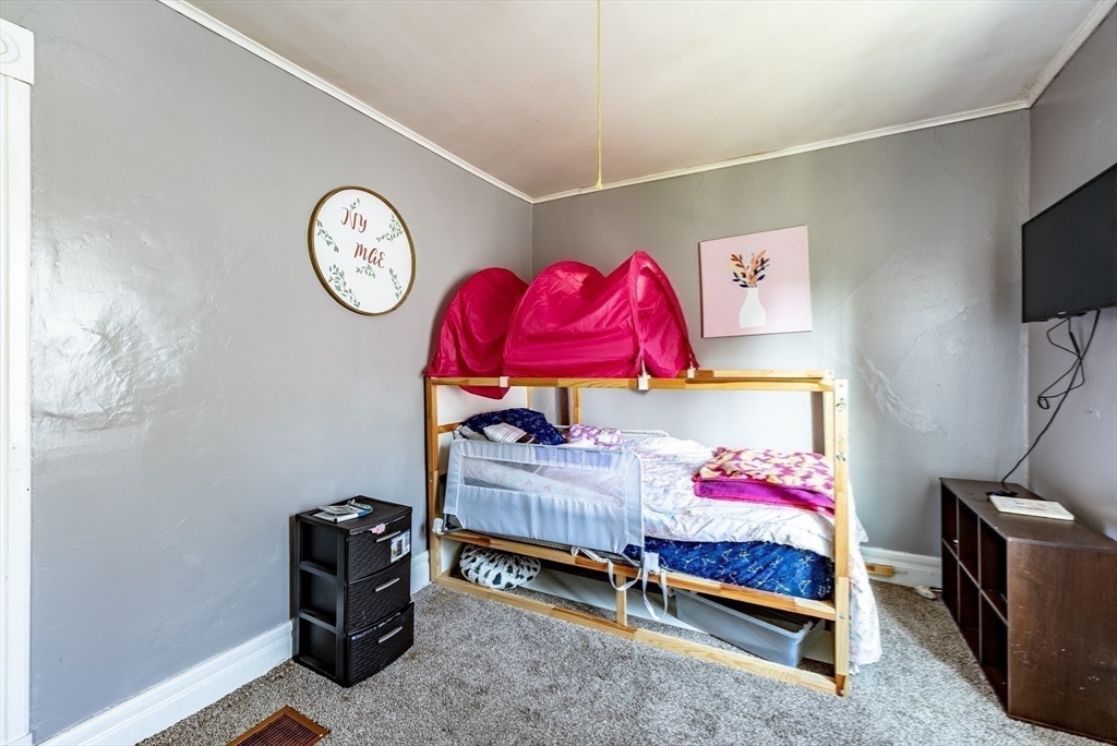 42 George Street West Springfield, MA 01089 - Photo 21 of 30 Gallery Image 21