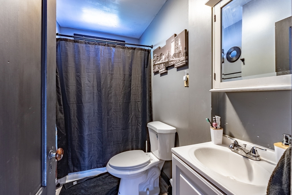 42 George Street West Springfield, MA 01089 - Photo 24 of 30 Gallery Image 24