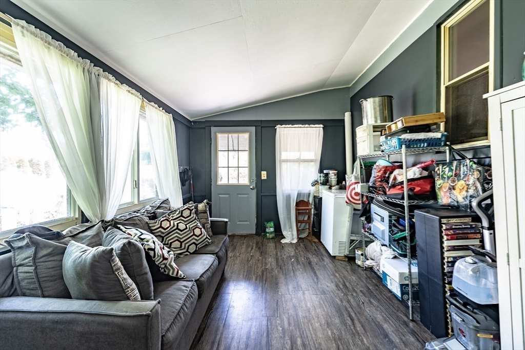 42 George Street West Springfield, MA 01089 - Photo 26 of 30 Gallery Image 26