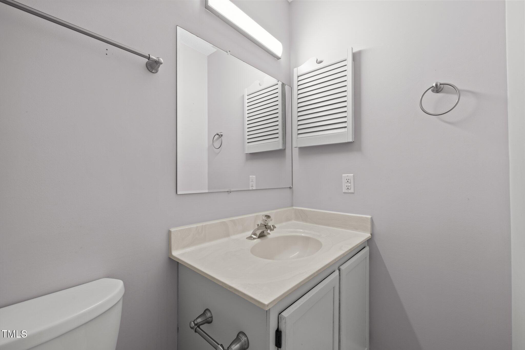 2222 Alpine Road Durham, NC 27707 - Photo 25 of 31 27-web-or-mls-5Z8A0912