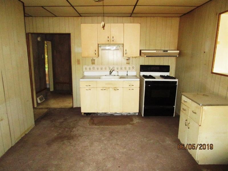 7410 Noblestown Road McDonald, PA 15057 - Photo 5 of 11