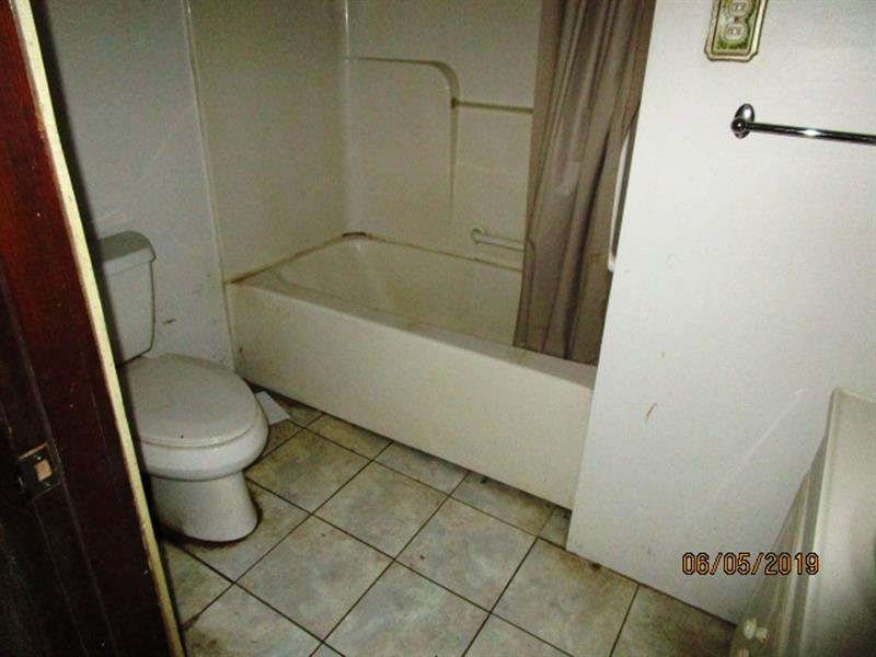 7410 Noblestown Road McDonald, PA 15057 - Photo 7 of 11