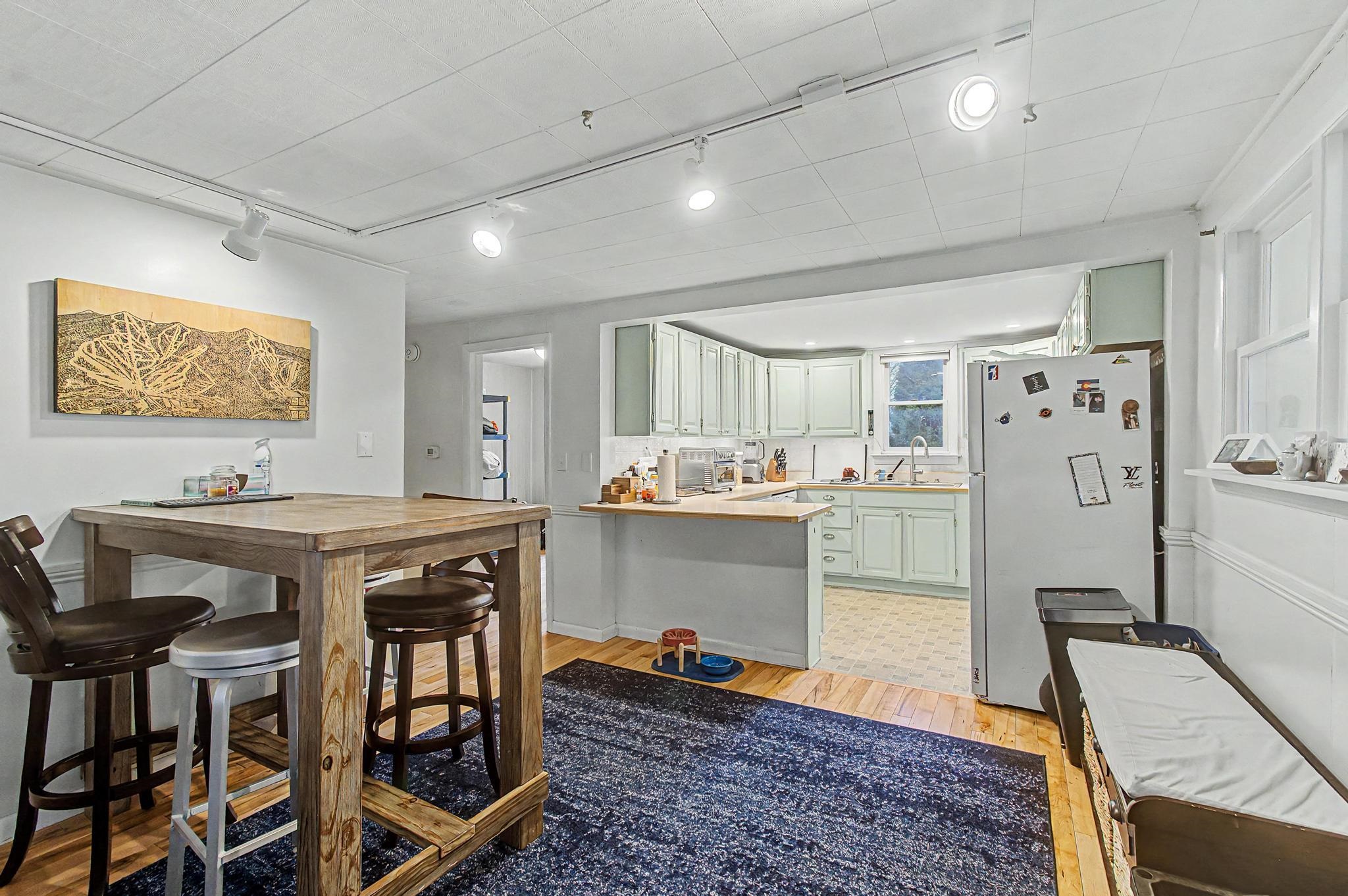 120 Allen Road South Burlington, VT 05403 - Photo 9 of 45 Gallery Image 9