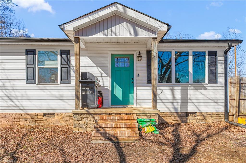 118 Shady Grove Road Eden, NC 27288 - Photo 4 of 30