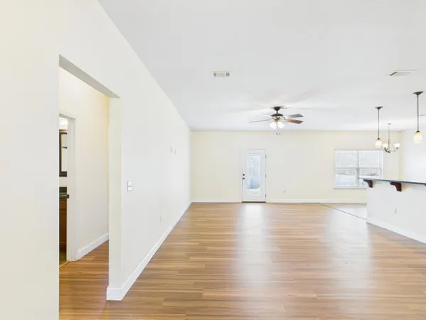 $2,400 | 4546 Live Oak Church Road, Crestview, FL 32539