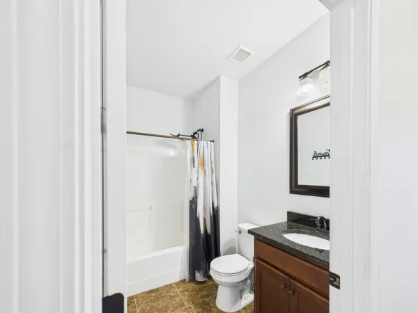 $2,400 | 4546 Live Oak Church Road, Crestview, FL 32539