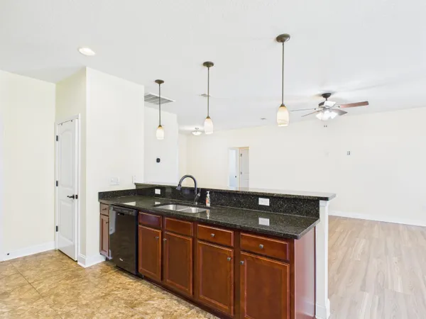 $2,400 | 4546 Live Oak Church Road, Crestview, FL 32539